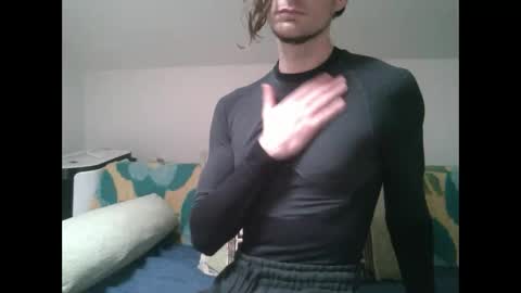 Snapshot of krissifitboy_xxx chatting on December 14, 2024, 10:02 am krissifitboy_xxx online show from December 14, 2024, 10:02 am