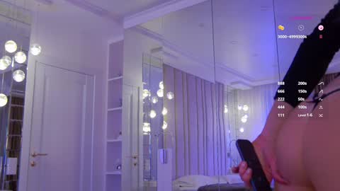 Snapshot of krissone chatting on January 20, 2025, 6:32 pm Kristina online show from January 20, 2025, 6:32 pm