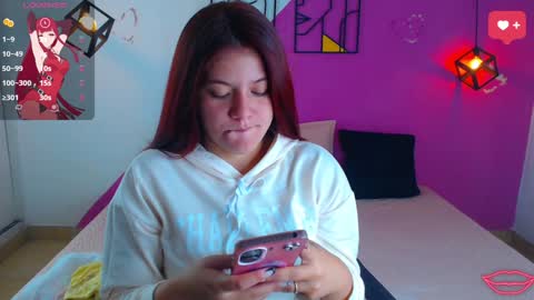 krissone online show from January 3, 2025, 1:58 pm