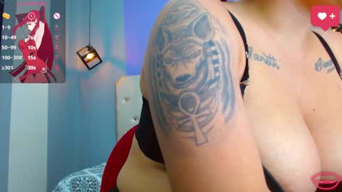 krissone online show from January 28, 2025, 6:17 pm