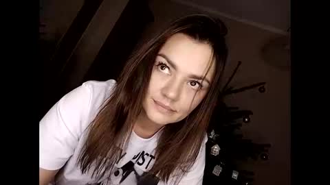 KrissSexi online show from December 23, 2025, 7:28 am