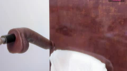   online show from February 14, 2025, 10:07 am