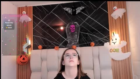 Snapshot of kristal_joi_dl chatting on October 20, 2025, 12:38 pm kristal online show from October 20, 2025, 12:38 pm