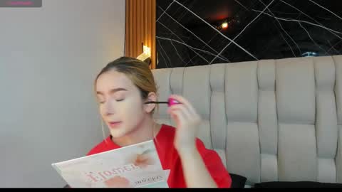 Snapshot of kristal_joi_dl chatting on November 13, 2025, 12:48 pm kristal online show from November 13, 2025, 12:48 pm