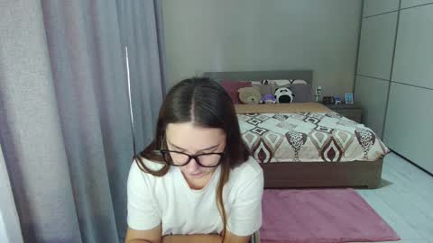 Snapshot of kristall_xxx chatting on September 16, 2025, 6:58 am twitter Annemarye 23 online show from September 16, 2025, 6:58 am