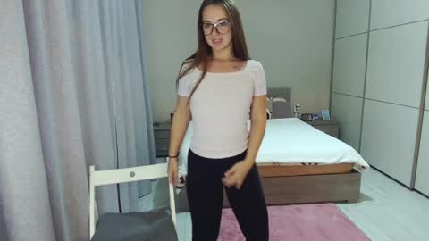 Snapshot of kristall_xxx chatting on October 2, 2025, 9:38 am twitter Annemarye 23 online show from October 2, 2025, 9:38 am