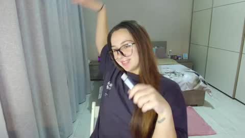 Snapshot of kristall_xxx chatting on October 27, 2025, 6:06 am twitter Annemarye 23 online show from October 27, 2025, 6:06 am