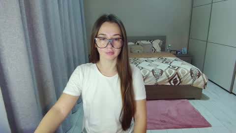 Snapshot of kristall_xxx chatting on November 2, 2025, 5:54 am twitter Annemarye 23 online show from November 2, 2025, 5:54 am