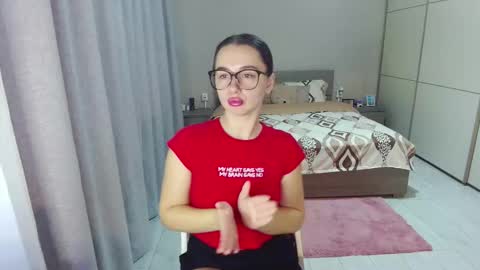 Snapshot of kristall_xxx chatting on November 20, 2025, 6:24 am twitter Annemarye 23 online show from November 20, 2025, 6:24 am