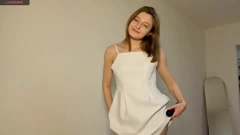 kristandaty online show from March 8, 2026, 5:28 pm