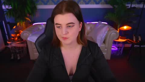 Snapshot of kristifoxy chatting on May 19, 2026, 12:22 pm kristifoxy online show from May 19, 2026, 12:22 pm