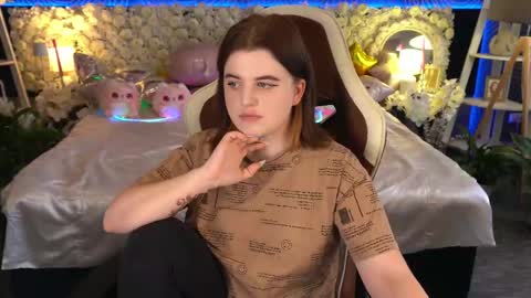Snapshot of kristifoxy chatting on May 24, 2026, 12:54 pm kristifoxy online show from May 24, 2026, 12:54 pm