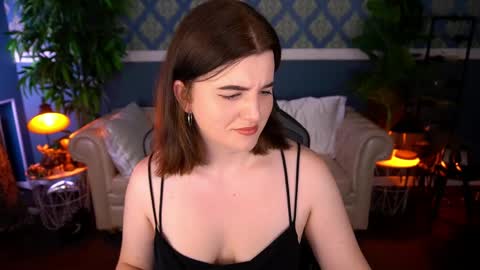 Snapshot of kristifoxy chatting on June 6, 2026, 12:54 pm kristifoxy online show from June 6, 2026, 12:54 pm