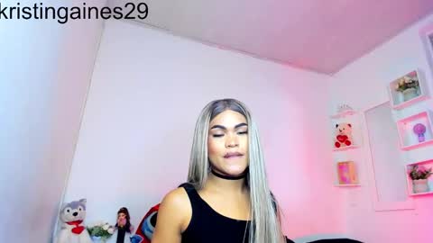 Snapshot of kristiingaines_ chatting on November 20, 2025, 5:45 pm kristin online show from November 20, 2025, 5:45 pm