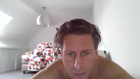 kristof8504 online show from December 9, 2024, 11:04 am