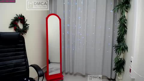 Snapshot of kristy_0_ chatting on February 20, 2025, 1:51 pm KRISTY online show from February 20, 2025, 1:51 pm