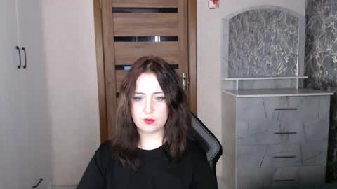 Kristy online show from November 4, 2025, 9:58 pm