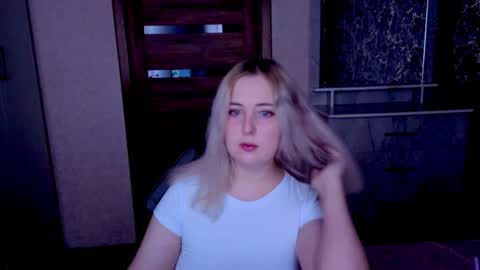 Kristy online show from June 5, 2026, 8:14 pm