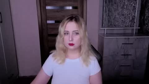 Kristy online show from June 16, 2026, 7:16 pm