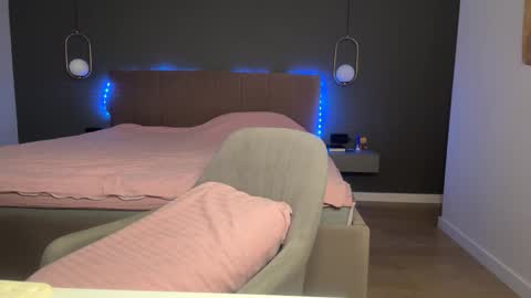 Snapshot of kristy_saint chatting on September 30, 2025, 4:17 am Kristi online show from September 30, 2025, 4:17 am