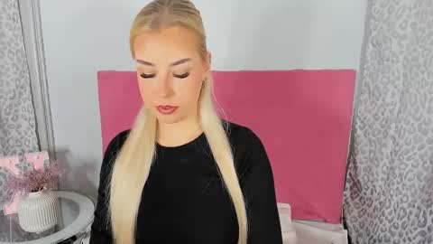 KristyFlowers online show from March 8, 2026, 3:16 pm