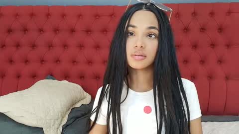 Snapshot of kristyl_paez chatting on November 7, 2025, 4:29 pm Cristina online show from November 7, 2025, 4:29 pm