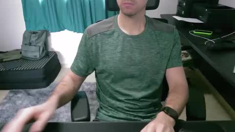 Snapshot of krocr_iras chatting on November 16, 2025, 11:27 am Lucas Edu online show from November 16, 2025, 11:27 am