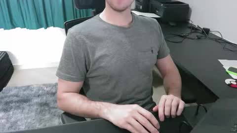 Snapshot of krocr_iras chatting on November 22, 2025, 5:23 pm Lucas Edu online show from November 22, 2025, 5:23 pm