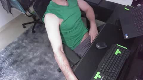 Snapshot of krocr_iras chatting on November 30, 2025, 5:06 pm Lucas Edu online show from November 30, 2025, 5:06 pm