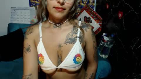 kronikafuckass online show from December 2, 2025, 10:49 pm