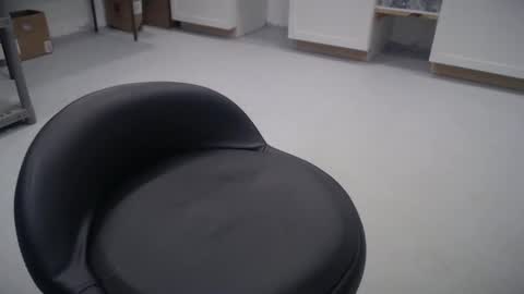 kronur online show from October 16, 2025, 11:44 am