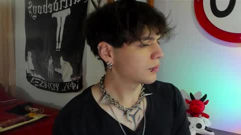 Snapshot of krye_x chatting on September 21, 2025, 9:49 pm Zack online show from September 21, 2025, 9:49 pm