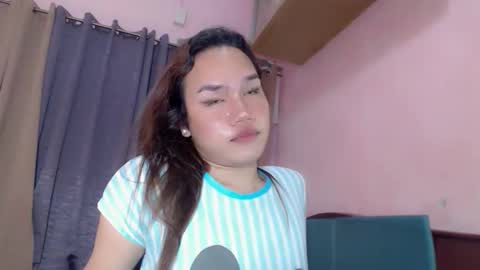 Snapshot of kryplialoveyou chatting on February 21, 2026, 2:51 pm kryplialoveyou online show from February 21, 2026, 2:51 pm