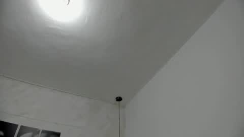 Snapshot of krystal_x_savage chatting on March 9, 2025, 2:29 am Krystal x Savage online show from March 9, 2025, 2:29 am