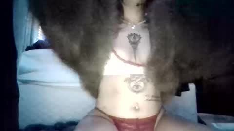 Snapshot of krystaldrippy chatting on December 17, 2025, 3:45 am krystaldrippy online show from December 17, 2025, 3:45 am