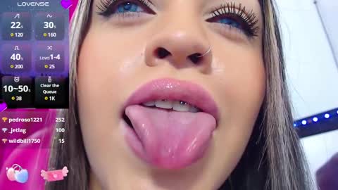 Snapshot of krysten_ritter2 chatting on February 2, 2025, 9:19 am krys online show from February 2, 2025, 9:19 am