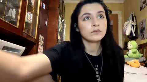 Snapshot of krystleprzygocki chatting on February 17, 2026, 8:26 pm Mira online show from February 17, 2026, 8:26 pm