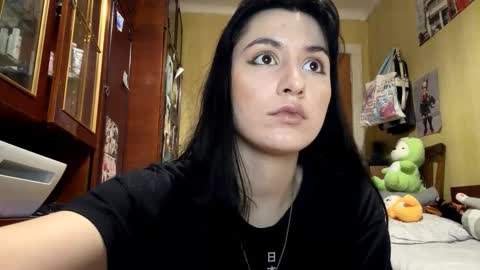 Snapshot of krystleprzygocki chatting on February 25, 2026, 8:29 pm Mira online show from February 25, 2026, 8:29 pm