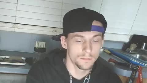 Snapshot of krytiar1992 chatting on November 22, 2025, 8:35 am krytiar1992 online show from November 22, 2025, 8:35 am