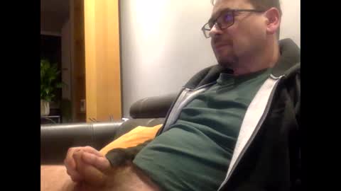 Snapshot of krzysztof1977 chatting on December 14, 2024, 10:18 pm krzysztof1977 online show from December 14, 2024, 10:18 pm