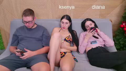 Snapshot of ksenyahot chatting on December 17, 2025, 4:18 am WebcamWhore online show from December 17, 2025, 4:18 am