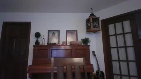 Snapshot of kskander19 chatting on October 30, 2025, 5:35 pm kskander19 online show from October 30, 2025, 5:35 pm