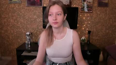 ksuhesa online show from April 12, 2026, 8:08 am