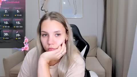 Lady online show from October 12, 2025, 3:22 pm