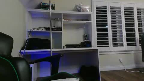 Kevin online show from October 2, 2025, 7:15 am