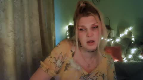 Snapshot of kudesnizza chatting on February 1, 2025, 11:21 am Annika MTF ts post -op online show from February 1, 2025, 11:21 am