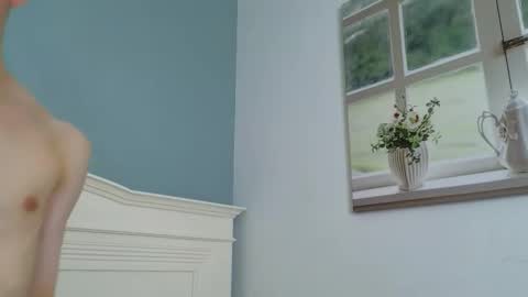 Snapshot of kudi_j chatting on December 18, 2025, 10:05 pm Kudi online show from December 18, 2025, 10:05 pm