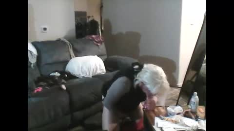 Snapshot of kulinky6969 chatting on December 24, 2024, 1:39 pm kulinky6969 online show from December 24, 2024, 1:39 pm