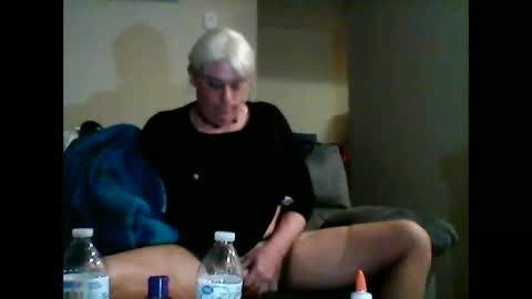 Snapshot of kulinky6969 chatting on February 14, 2025, 8:10 am kulinky6969 online show from February 14, 2025, 8:10 am