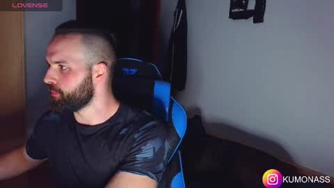 kumonass online show from April 10, 2026, 7:07 pm